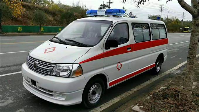 桦甸市丰田海狮救护车